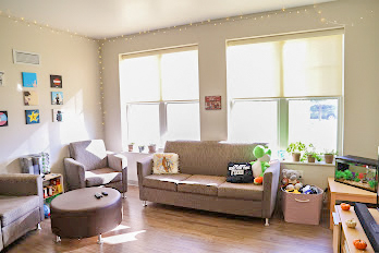 Port Huron student housing living room