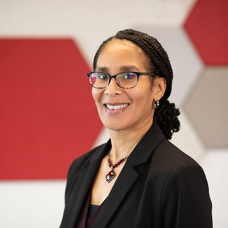 Portrait photo of Yvonne Rencher